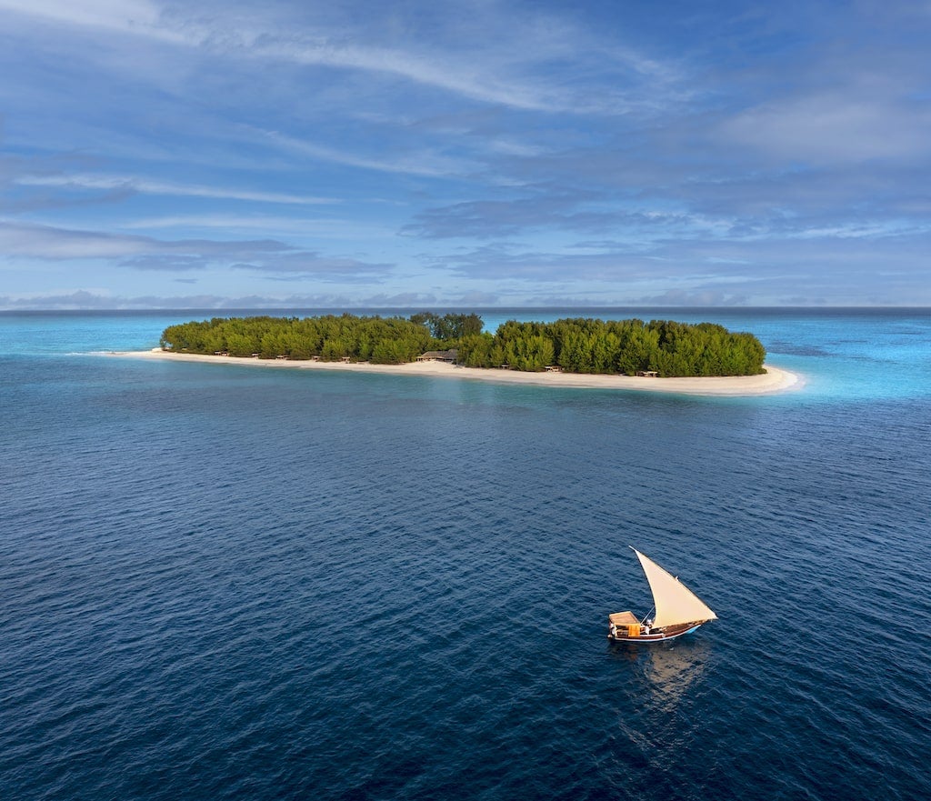 This Tiny Tropical Island is a $2k-per-night Luxury Resort