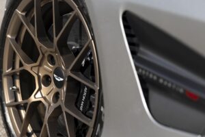 Aston Martin V12 Vanquish