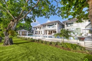 One Beachlands, Barbados