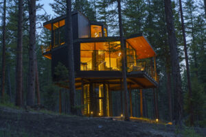 Tree Haus, The Green O, Montana