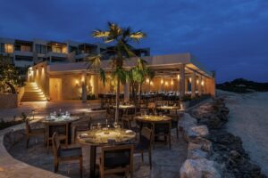 DelMar Bar and Lounge at The Strand
