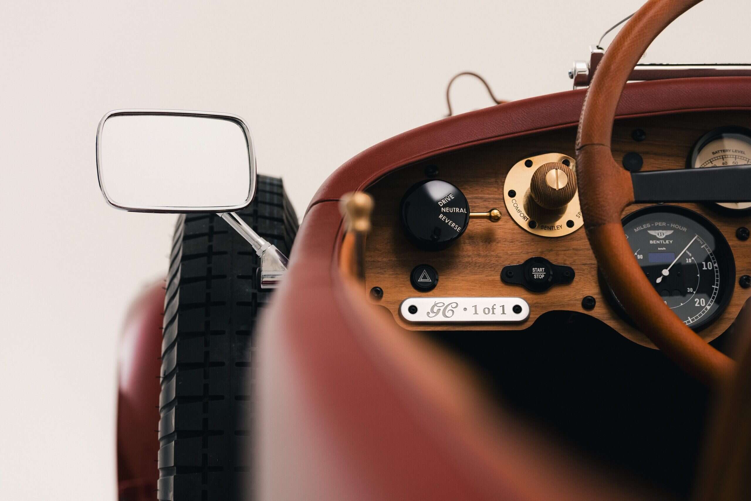 bespoke-gift-guide-Hedley-Studios-Bentley-Blower