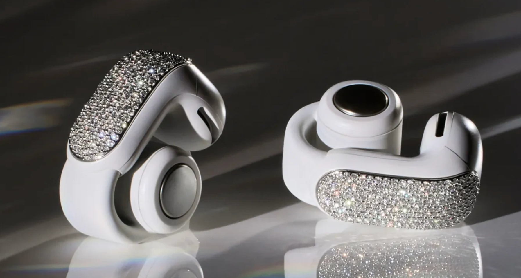 Would You Wear An AI Tech Accessory?