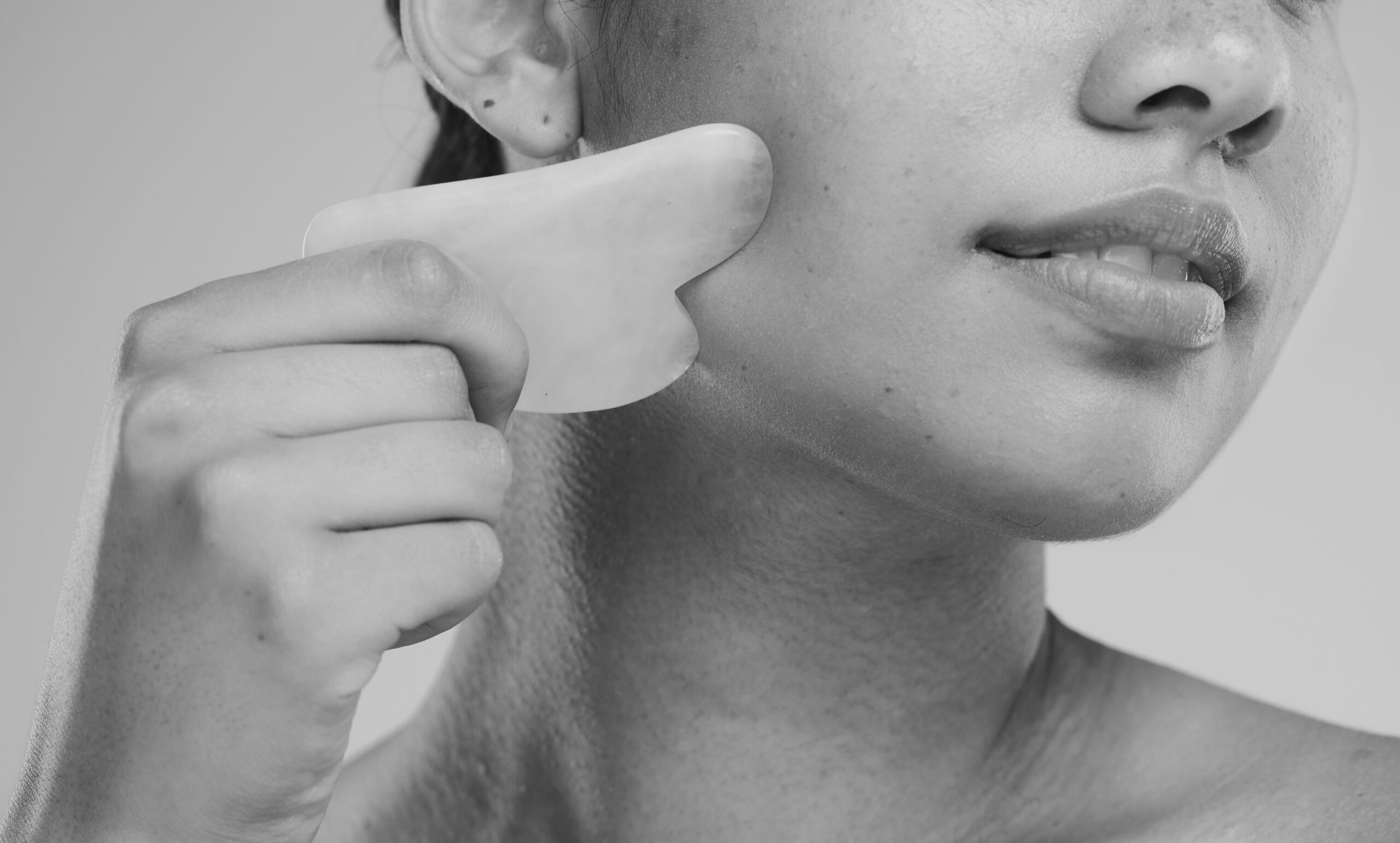 The Lymphatic Hacks Frequent Fliers Are Using Right Now