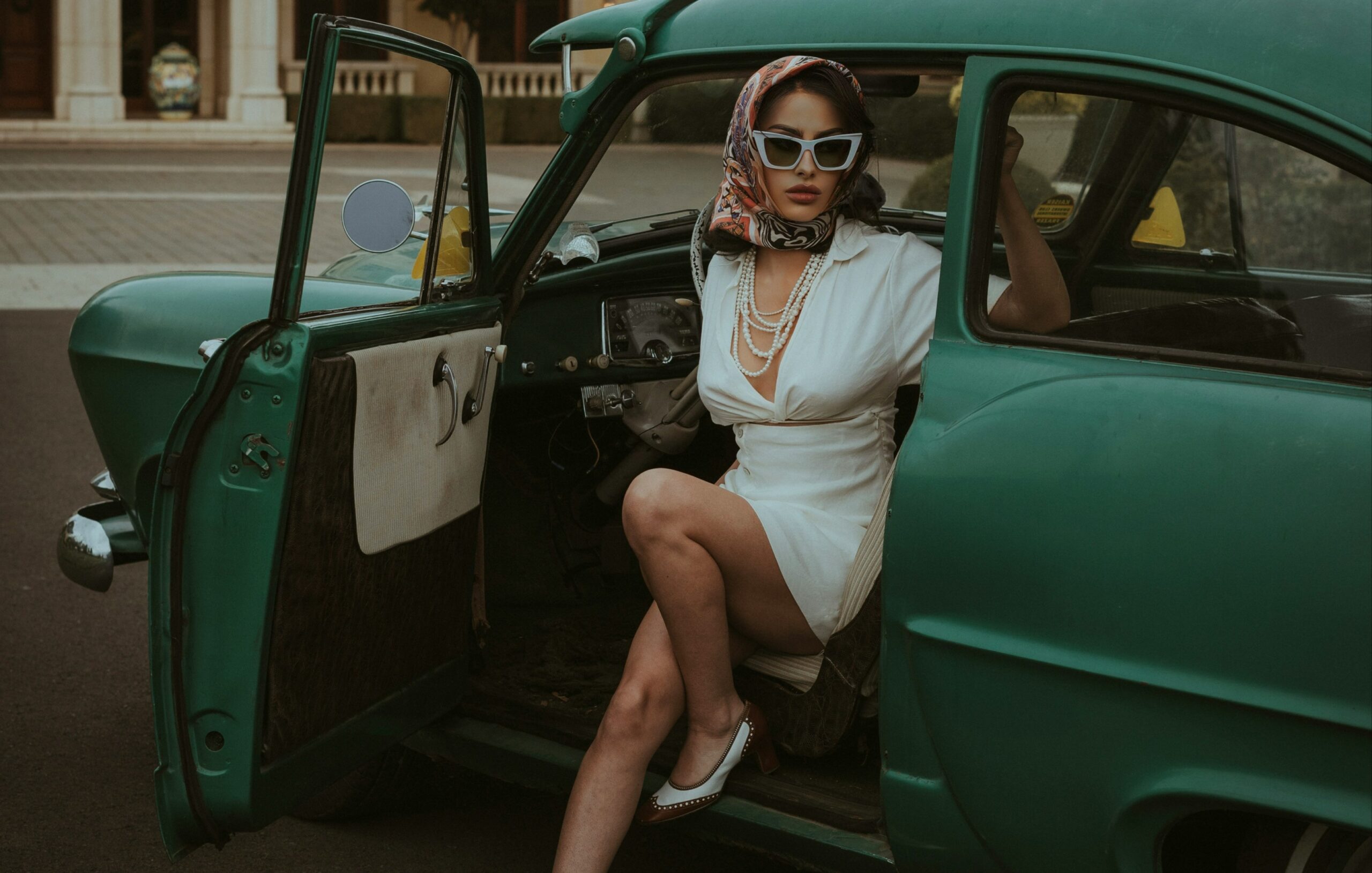 Curating a Vintage Wardrobe? Call These Stylists