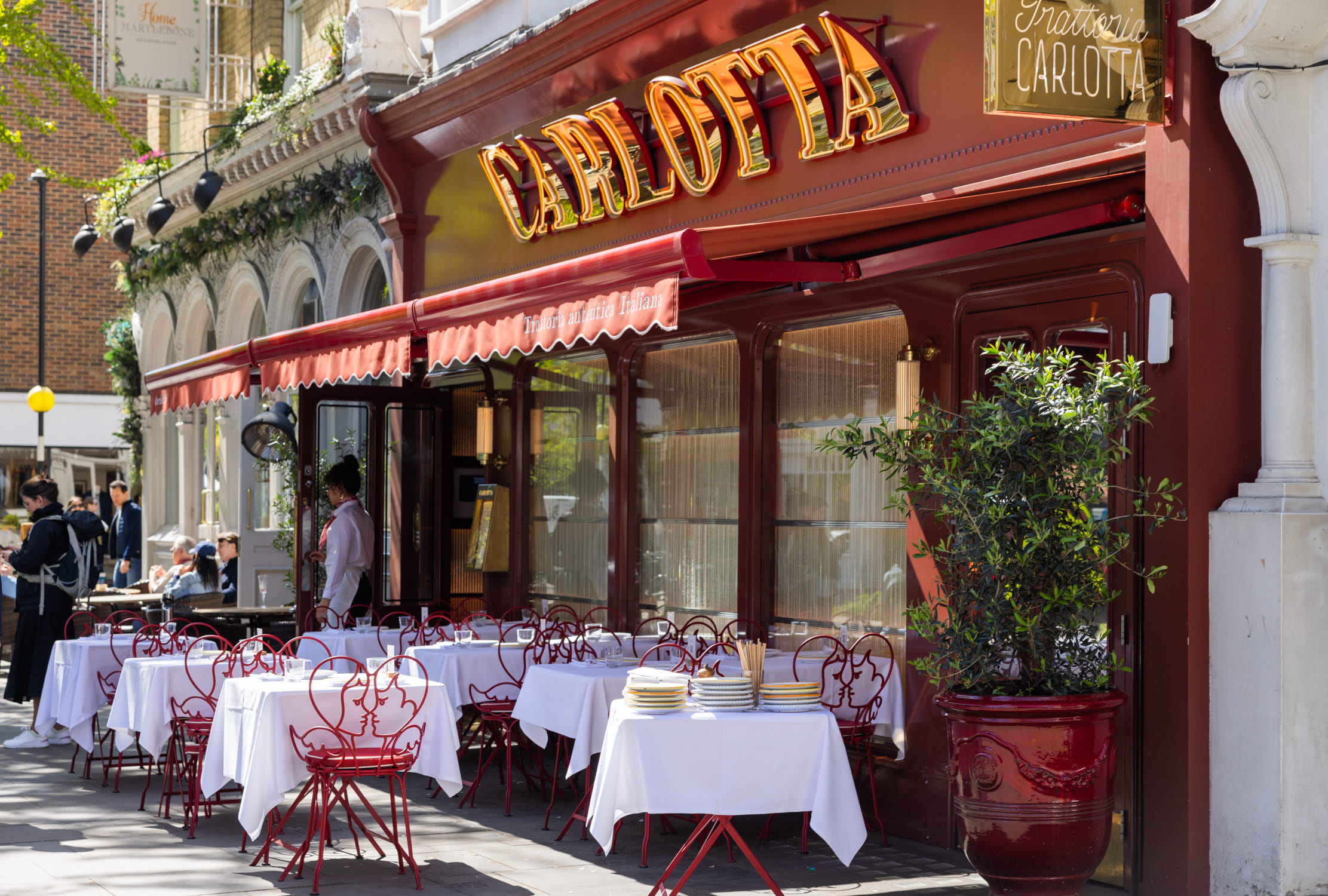 How to Explore London’s Picturesque Village Hubs, According to Locals